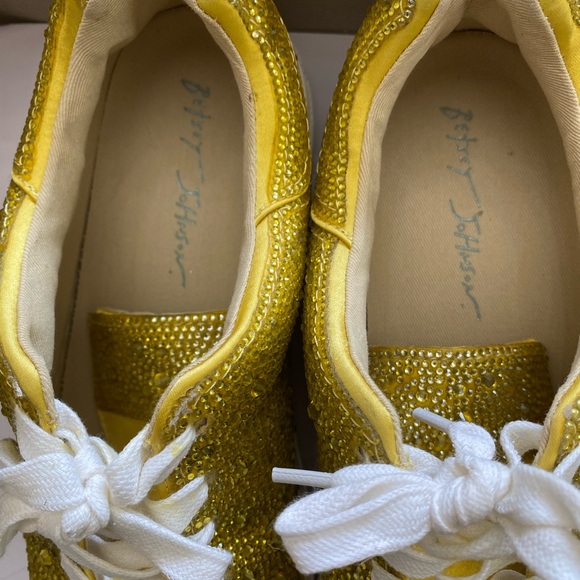 Betsey Johnson Yellow Diva Rhinestone Shoes. - Picture 6 of 7